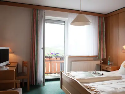 Doppelzimmer für 2 Personen in Willingen (Upland) 2/2