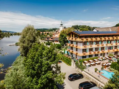 Außenansicht Parkplä