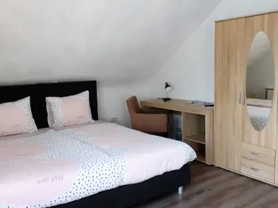 Doppelzimmer für 2 Personen (24 m²) in Winterberg 6/6