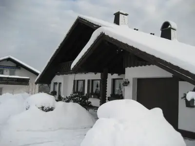 Haus im Schnee