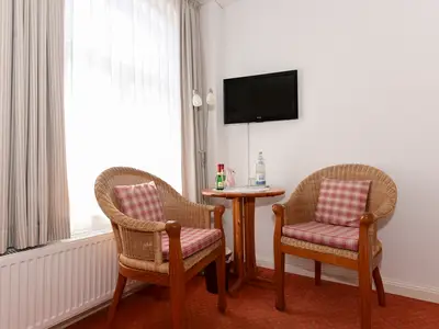 Doppelzimmer für 2 Personen (17 m²) in Wyk auf Föhr 3/10