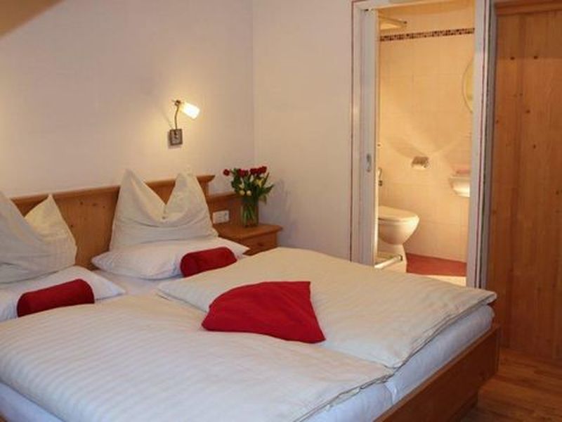 18580434-Doppelzimmer-2-Zell am Moos-800x600-1