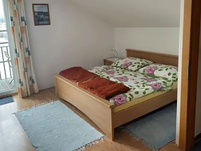 Doppelzimmer für 3 Personen (16 m²) in Zell am Moos 8/10