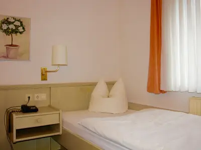 Einzelzimmer für 1 Person in Albstadt 9/10