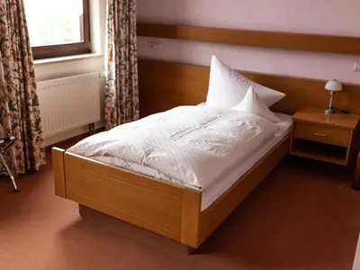 Einzelzimmer für 1 Person in Altena 3/4