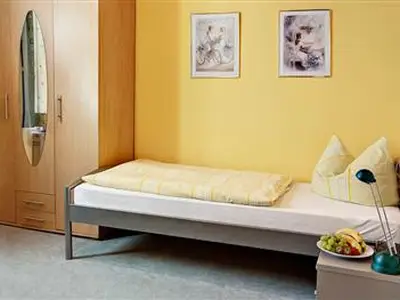 Einzelzimmer für 1 Person in Arrach-Kummersdorf 3/10