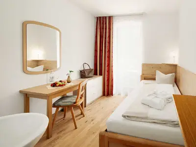 Einzelzimmer Standard