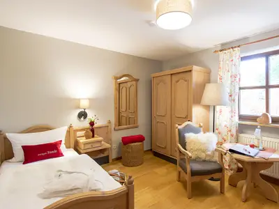 Einzelzimmer für 1 Person (19 m²) in Bad Birnbach 2/9