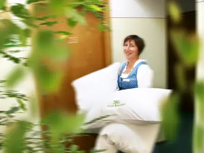 Unsere stillen Engel sorgen mit Fleiß und Akkuratesse für Sauberkeit und Schönheit in den Zimmern und im Haus.