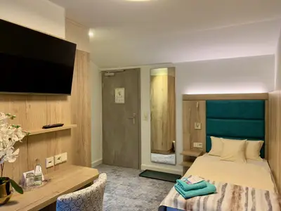 Einzelzimmer für 1 Person in Bad Blankenburg 8/9