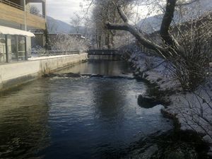 Mühlbach im Winter