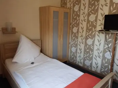 Einzelzimmer für 1 Person (14 m²) in Bad Sachsa 9/10