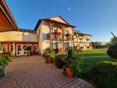 Einzelzimmer für 2 Personen (18 m²) in Bad Waltersdorf 1/10