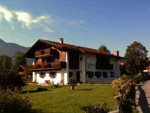 18716368-Einzelzimmer-1-Bad Wiessee-300x225-0