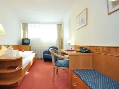 Einzelzimmer für 1 Person (15 m²) in Bad Wiessee 8/10
