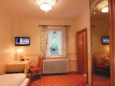 EZ/Economy DU/WC Waldgartenseite