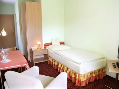 Einzelzimmer für 1 Person in Bad Windsheim 8/10