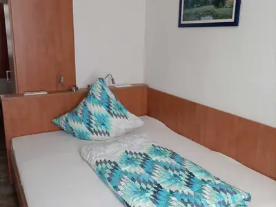 Einzelzimmer für 1 Person in Bremerhaven 2/3