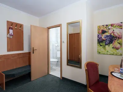 Einzelzimmer Standard