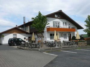 22933169-Einzelzimmer-1-Edersee - Hemfurth-300x225-2