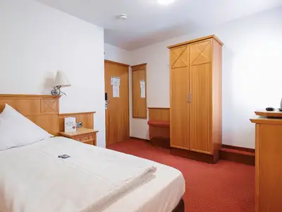 Einzelzimmer für 1 Person in Ehingen An Der Donau 4/5