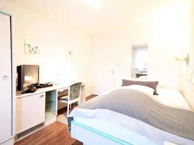Einzelzimmer für 1 Person (12 m²) in Einbeck 10/10