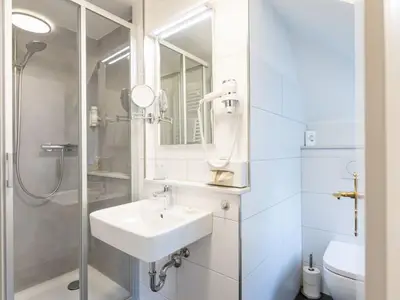 Einzelzimmer für 1 Person (12 m²) in Einbeck 9/10