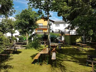 Einzelzimmer für 1 Person (14 m²) in Erbach 6/10 Einzelzimmer für 1 Person (14 m²) in Erbach 6/10