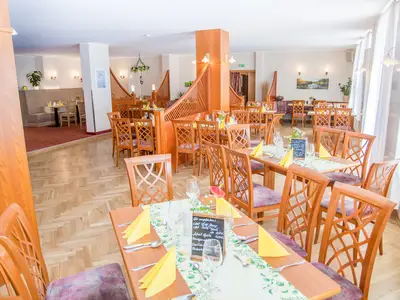 Restaurant Flair