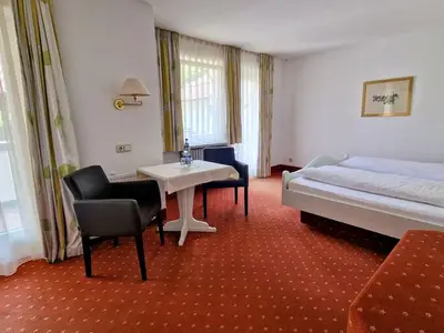Einzelzimmer für 1 Person (12 m²) in Füssen 2/10