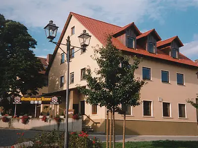 Aussenansicht Gasthaus "Zur Krone"