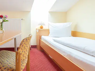 Einzelzimmer für 1 Person in Grafling 3/9