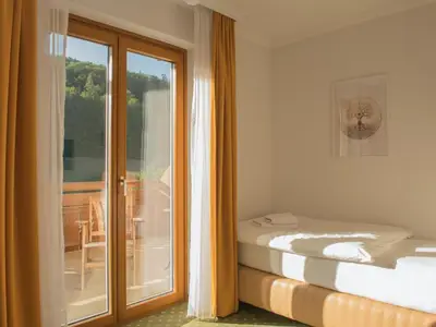 Einzelzimmer für 1 Person (14 m²) in Gutenstein 2/5