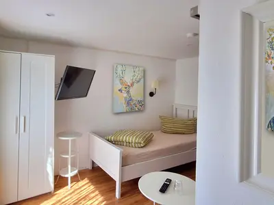 Photo, INSIDE, OUTSIDE