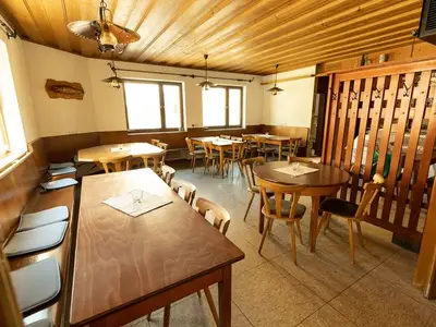 Einzelzimmer für 2 Personen (8 m²) in Hollfeld 4/10 Einzelzimmer für 2 Personen (8 m²) in Hollfeld 4/10