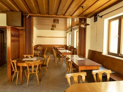 Einzelzimmer für 2 Personen (8 m²) in Hollfeld 6/10 Einzelzimmer für 2 Personen (8 m²) in Hollfeld 6/10