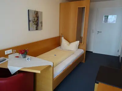 Einzelzimmer für 1 Person in Immenstaad am Bodensee 5/6