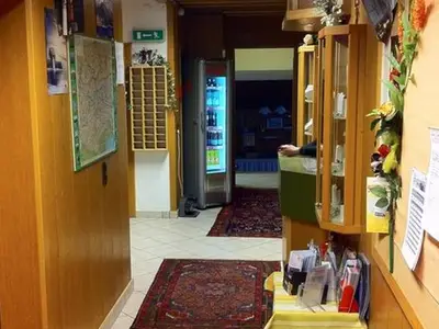 Einzelzimmer für 1 Person in Innsbruck 4/10