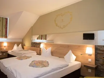 Einzelzimmer für 1 Person in Innsbruck 3/10