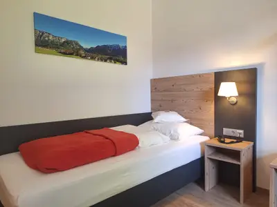 Beispiel Einzelzimmer ohne Balkon