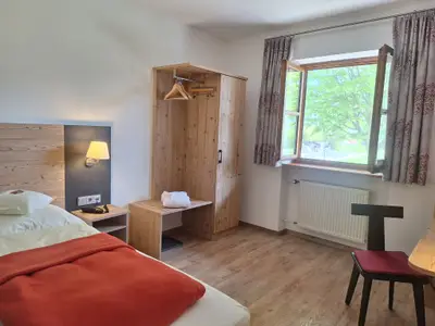 Einzelzimmer für 1 Person in Inzell 3/7