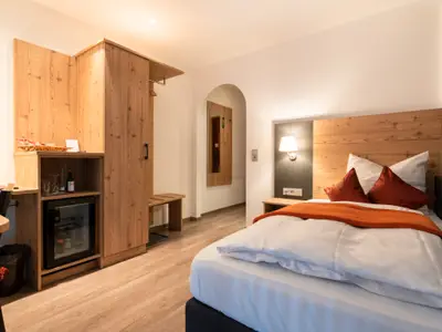 Beispiel Einzelzimmer mit Balkon