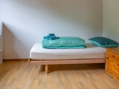 Einzelzimmer für 1 Person in Jenaz 4/4