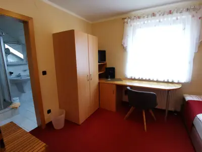 Einzelzimmer für 1 Person (10 m²) in Kelheim 3/5