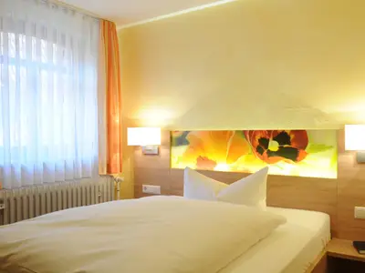 Einzelzimmer für 1 Person in Laichingen 3/4