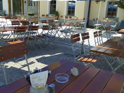Post Biergarten 1