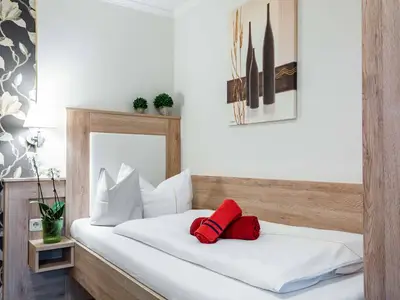 Einzelzimmer "Hohenbogen" mit Balkon