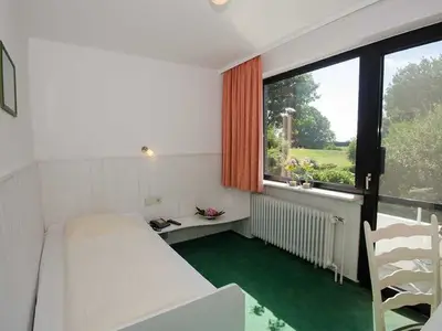 Einzelzimmer für 1 Person (17 m²) in Leer 10/10