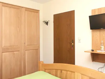 Einzelzimmer für 2 Personen in Lennestadt 4/9