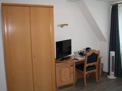 Einzelzimmer für 1 Person (15 m²) in Lennestadt 4/7